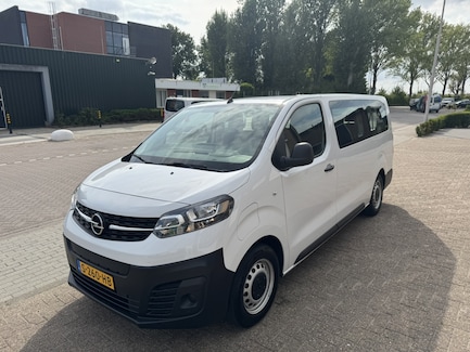 Opel Vivaro-e 0