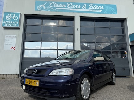 Opel Astra 0