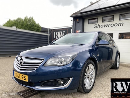 Opel Insignia 0