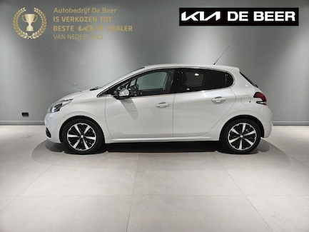Peugeot 208 0