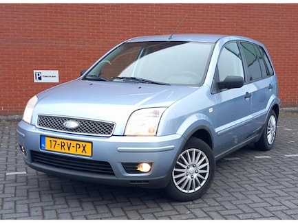 Ford Fusion 0