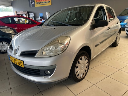 Renault Clio 0