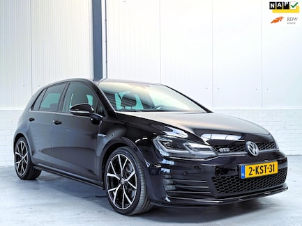 Volkswagen Golf 0
