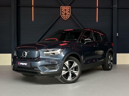 Volvo XC40 0