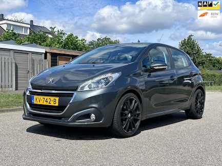 Peugeot 208 0