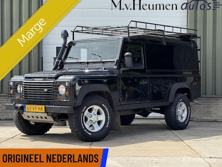 Land Rover Defender 0