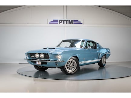Ford Mustang 0