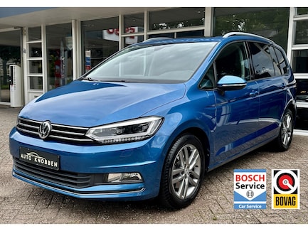 Volkswagen Touran 0