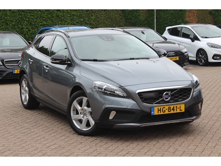 Volvo V40 Cross Country 0