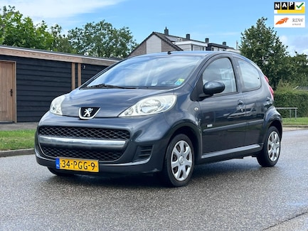 Peugeot 107 0
