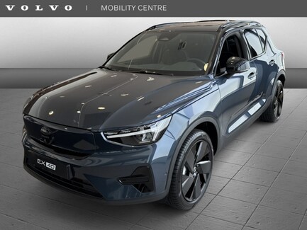 Volvo EX40 0