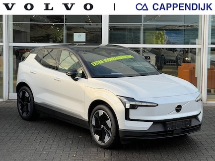 Volvo EX30 0