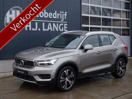Volvo XC40 0