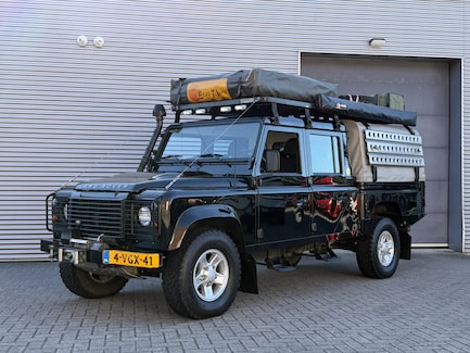 Land Rover Defender 0