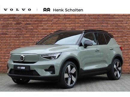 Volvo EX40 0