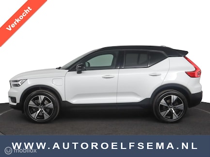 Volvo XC40 0