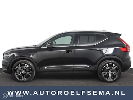 Volvo XC40 0
