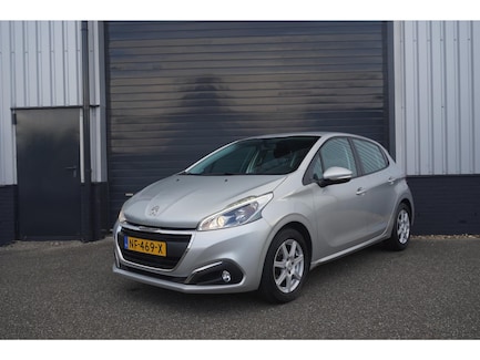 Peugeot 208 0