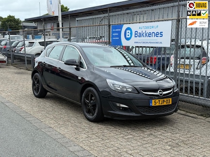 Opel Astra 0