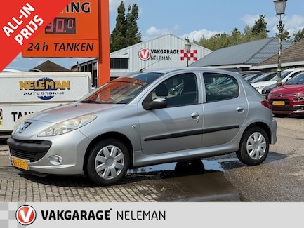 Peugeot 206+ 0