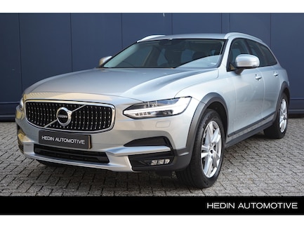Volvo V90 Cross Country 0