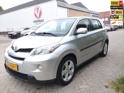 Toyota Urban Cruiser 0