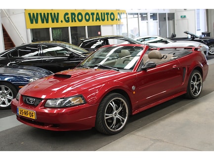 Ford Mustang 0