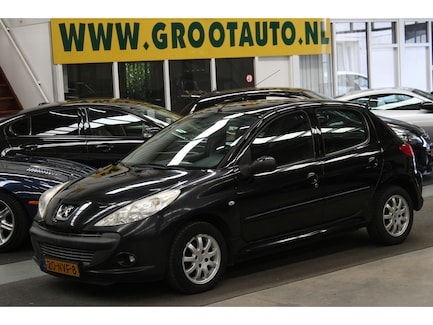 Peugeot 206+ 0