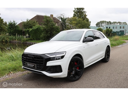 Audi Q8 0