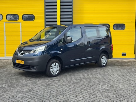 Nissan NV200 0