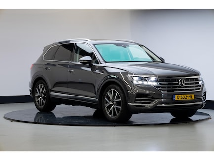 Volkswagen Touareg 0