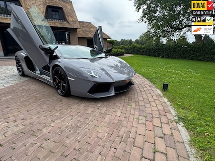Lamborghini Aventador 0