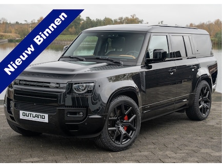 Land Rover Defender 0
