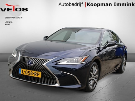 Lexus ES 0
