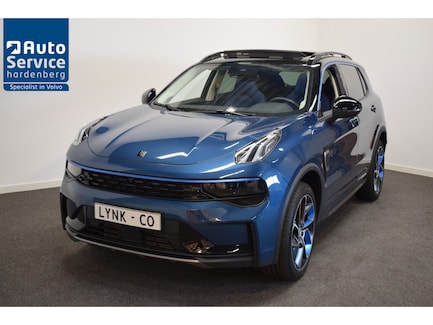 Lynk & Co 01 0