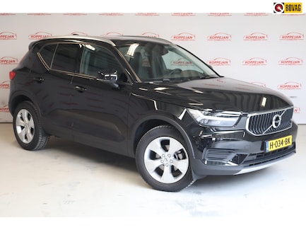 Volvo XC40 0