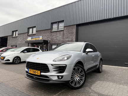 Porsche Macan 0