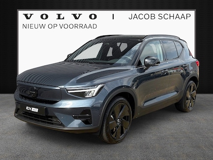 Volvo EX40 0