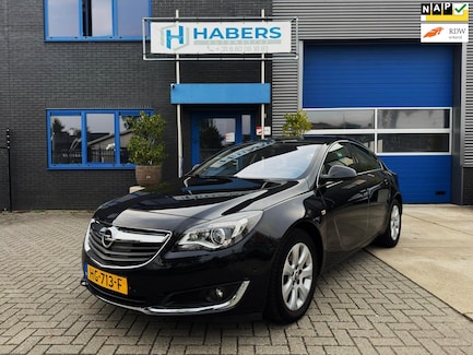 Opel Insignia 0