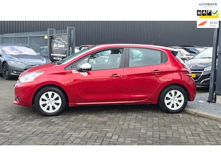 Peugeot 208 0