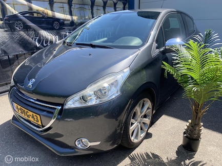 Peugeot 208 0