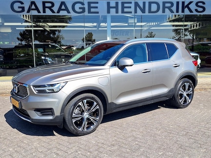Volvo XC40 0