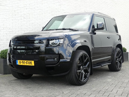 Land Rover Defender 0