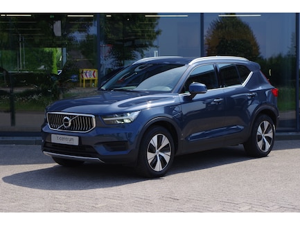 Volvo XC40 0