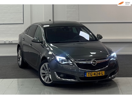 Opel Insignia 0