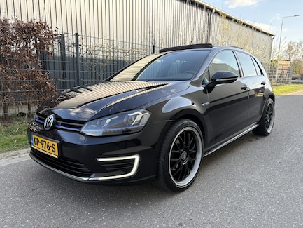 Volkswagen Golf 0