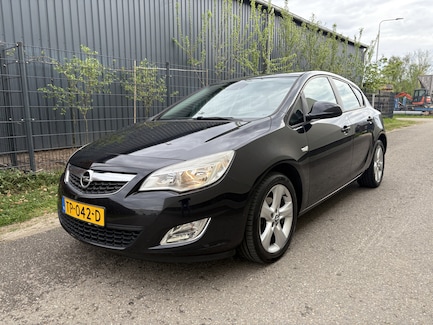 Opel Astra 0