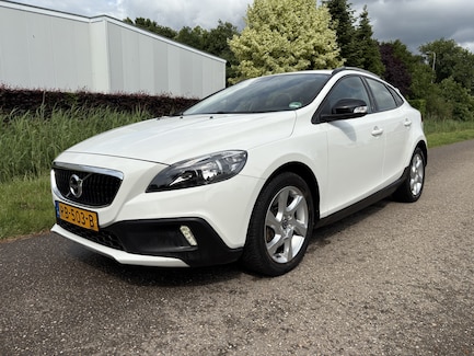 Volvo V40 Cross Country 0