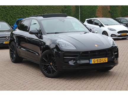 Porsche Macan 0
