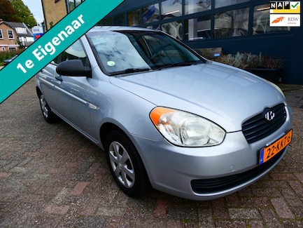 Hyundai Accent 0